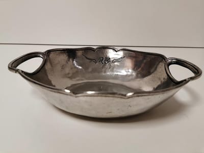Schaal op voet  - Ovaal - Kurz Edeltin- 26cm .