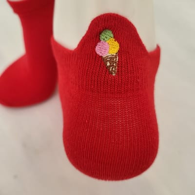 Verjaardag cadeau - Ijshoorn sokken - sneaker sokken - vrolijke sokken - valentijn cadeau - Ijs lage sokken - grappige sokken - leuke dames en heren sokken - moederdag - vaderdag - Sokken waar je vrolijk van wordt - Maat 37-44