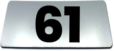 Nummerplaatje 61 - 80 x 50 x 1,6 mm - RVS-look geborsteld - Incl. 3M-tape | Nummerbordje - Deur en kamernummer - brievenbusnummers - Gratis verzending - 5 jaar garantie | Gratis Verzending