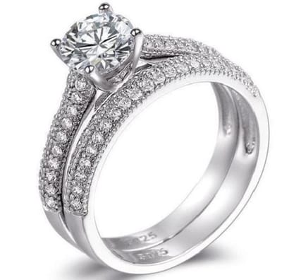 Schitterende Zilveren Ringen met Zirkonia's 19.75 mm. (maat 62) model 208