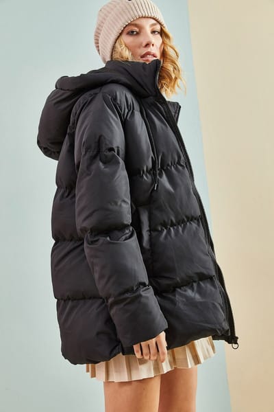 Opgestikte Dikke Puffer Donsjas met Kap