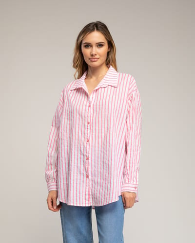 Losvallende gestreepte blouse met geschulpte rand aan de mouw