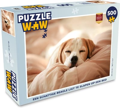 Puzzel Een schattige Beagle ligt te slapen op een bed - Legpuzzel - Puzzel 500 stukjes