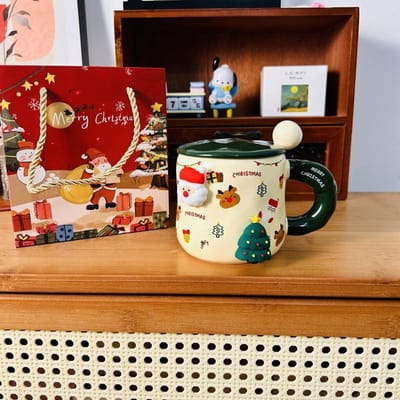 Magnetische Kerstmok met Deksel Lepel Schattige Keramische Waterbeker Meisje Hooguitziende Cartoon Kantoor Koppelbeker 420ML