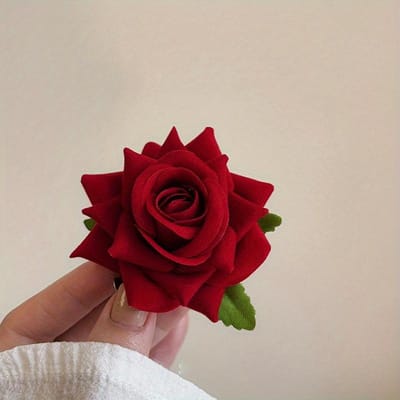 Romantische Rode Rozen Haarclip Elegante Speciale Haaraccessoire voor Vrouwen, Perfect voor Valentijnsdag Cadeaus 1pc