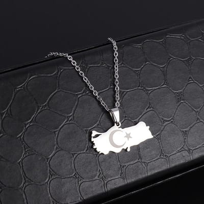 Nouveau Collier Pendentif Tendance Romantique Étoile Lune Acier Inoxydable Homme et Femme black