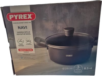 Pyrex casserole pan 28 cm