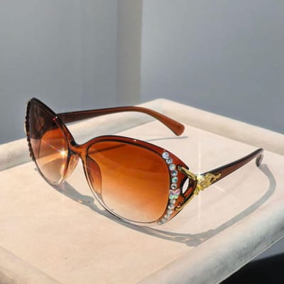 Nieuwe Dames Luxe Diamant Vos Hoofd Zonnebril Mode Groot Montuur Ovaal Bril UV400 Buiten Zonnebrillen 1PC