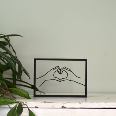 Houten lijstje – Floating Frames – Hart handgebaar