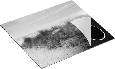 Chefcare Inductie Beschermer Strand en Duinen bij Zonsondergang - Zwart Wit - 60x50 cm - Afdekplaat Inductie - Kookplaat Beschermer - Inductie Mat