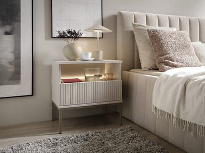 Vente-unique Nachtkastje met 1 lade en 1 nis - Met ledverlichting - MDF en gerookt glas - Beige - OVILA