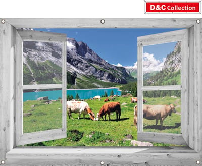 D&C Collection - tuinposter - 130x95 cm - doorkijk - wit venster - bergwei met koeien - meer - weiland - landschap