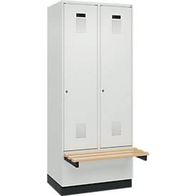 C+P Evolo Plus garderobekast, 2 vakken van elk 400 mm breed, sokkel, zwevende bank, B 800 x D 815 x H 1950 mm, cilinder, lichtgrijs/lichtgrijs