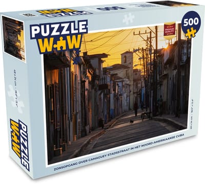 Puzzel Zonsopgang over Camaguey stadsstraat in het Noord-Amerikaanse Cuba - Legpuzzel - Puzzel 500 stukjes