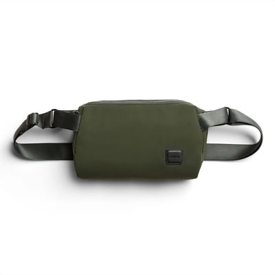 Bellroy Classic Sling 3L – Uitbreidbare Opslagmogelijkheden – Tweewegritssluiting voor Gemak – Gemaakt van 60% Gerecycled Polyester - Groen