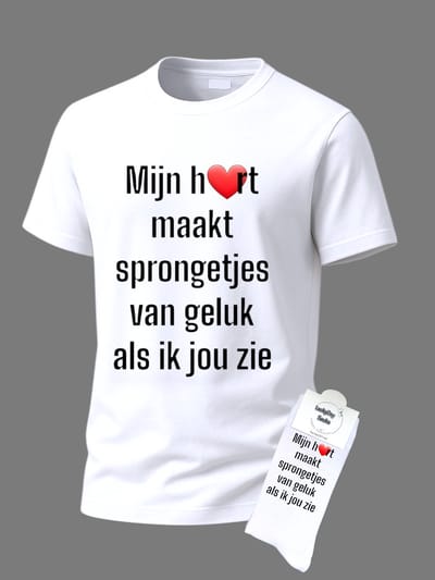 Valentijnscadeau - Valentijn cadeau - Love - Giftset - Mijn Hart maakt sprongetjes van geluk - Shirt - T-shirt Liefde - Cadeau set shirt met sokken - Grappig cadeau voor vrouw en man - Valentijnsdag - T-shirt voor dames en heren met tekst - Maat S