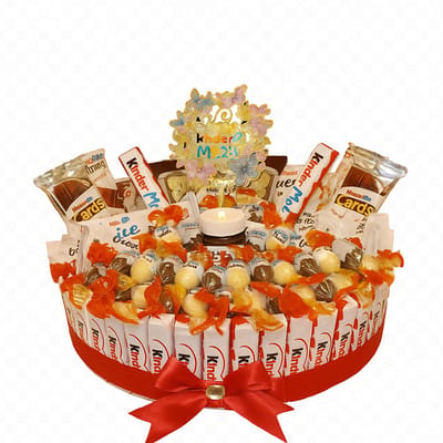 Luxe Kinder verjaardagstaart met vlinder taart topper
