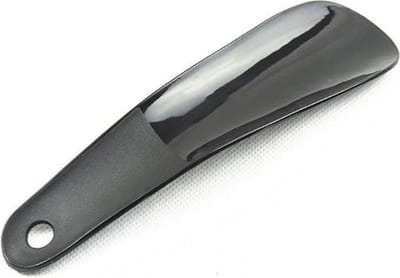 Kunststof Schoenlepel 16 CM | Schoen Instap Hulp | Schoenen Accessoires | ZWART