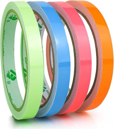 Glow in the Dark Luminous Tape - 4 Stuks Waterproof, Verwijderbaar en Duurzaam (5m*1cm) voor Creatieve Projecten en Decoratie