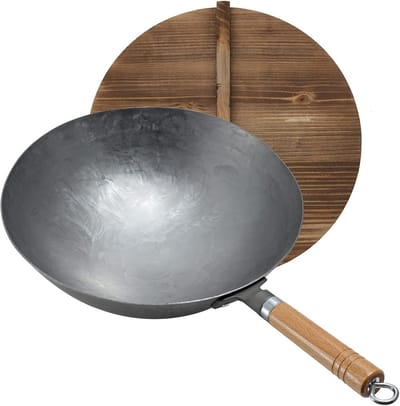 Handgehamerde koolstofstalen wok met ronde bodem - 32 cm - afneembare handgreep - houten en stalen handvat - met deksel