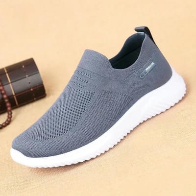 Herenschoenen Ademend Nieuwe Casual Hardloopschoenen Zomer Mesh Casual Schoenen plus Maat Lichtgewicht Flyknit Herenschoenen 44 gray