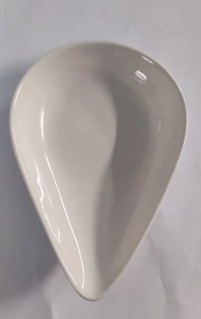 5 stuks ovale schaaltjes voor snack, apertief of tapas gebroken wit met ronde voet 17x112.5 cm