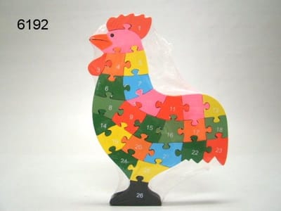Houten Vormenpuzzel Haan – Alfabet en Cijfers – 20 x 29 cm
