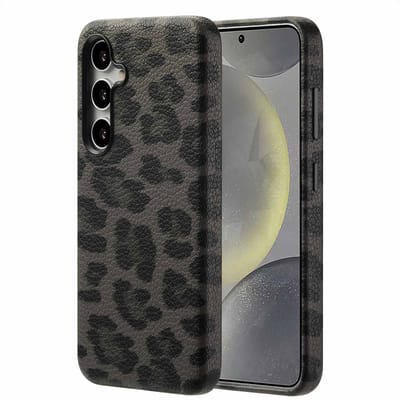 Selencia Hoesje - Geschikt voor Samsung Galaxy S24 - Sabi Backcover panterprint met Magnetische Ring - Midnight Black
