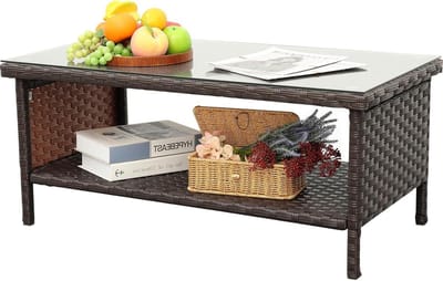 Outdoor Rieten Salontafel Patio Meubels Tuin Rotan 2-laags Glazen Tafel met Opslag en Meubelhoes, Bruin