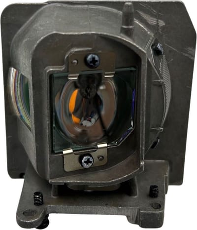 Beamerlamp geschikt voor de OPTOMA GT2160HDR beamer, lamp code SP.7KJR1GR01. Bevat originele UHP lamp, prestaties gelijk aan origineel.