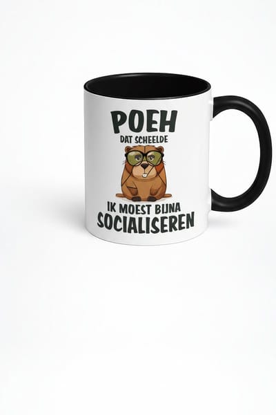 Poeh Dat Scheelde Socialiseren Mok 330ml – Witte Keramische Koffiemok met Zwarte Oor – Grappige Nederlandse Introvert Kat Design Cadeau