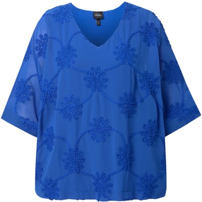 Ulla Popken - Dames - Blouse dubbellaagsbloemen V-hals 3/4-mouwen - Pauwenblauw - Maat 46+