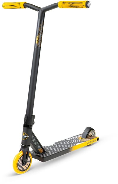 Stuntstep - MGP Whip Elite Black/Orange - zwart oranje - 110mm - vanaf 5jaar