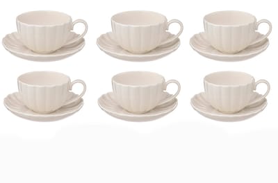 Set van 6 Witte Porseleinen Koffiekopjes met Schotel – 22 cl – Elegant Geribbeld Design