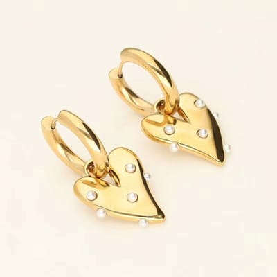 Lajetti - Oorbellen Goudkleurige Hartjes Dames - Stainless Steel Gold plated - Dames Oorbellen