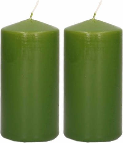Trend Candles Cilinderkaars/stompkaars - 2x - olijfgroen - 5 x 10 cm - 23 branduren - met brandvertragende folie