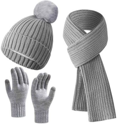 3-delige Winterset - Gebreide Muts met Pom - Lange Sjaal - Touchscreen Handschoenen - Winter - Dames - Buitenactiviteiten - Cadeau - Grijs