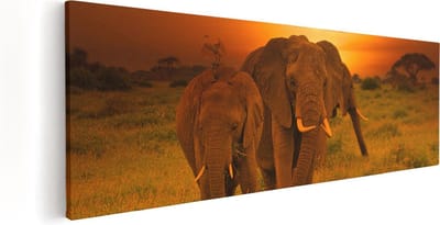 Artaza Canvas Schilderij Olifanten Safari - 60x20 cm - Wanddecoratie Woonkamer - Muurdecoratie Dieren - Kamer Accessoires
