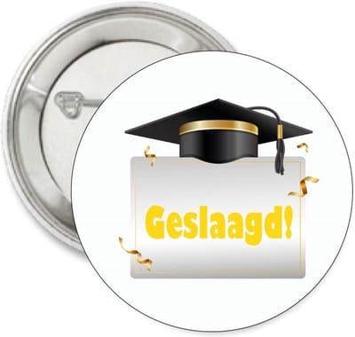 Button met hoed en bord Geslaagd - button - geslaagd - examen - badge - examenhoed