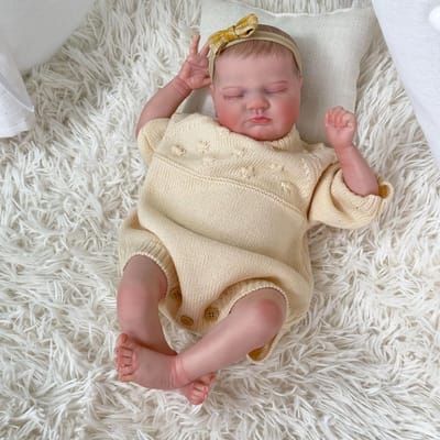 Babypop Meisje - Levensechte pop - Spelen en knuffelen - Handgemaakt en beschilderd - 50 cm - Lulu