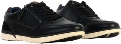 Lage sneakers met veters