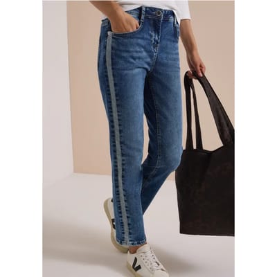 Jeans met High Waist en smalle pijpen in Slim Fit