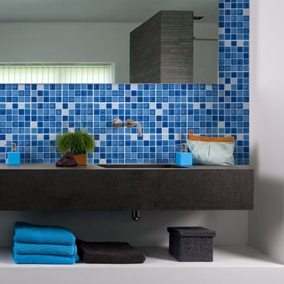 Zelfklevende tegelmuurstickers voor keuken en badkamer - 9 Azulejo mozaïektegelstickers in verschillende blauwtinten - 9 stickers van 15x15 cm