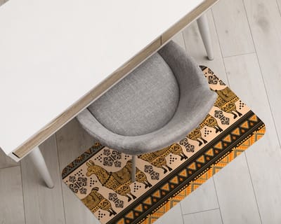 Coloray Vloerbeschermer - Aziatisch lama-patroon Vloerbeschermer Bureaustoel - 100x70 cm - Oranje Bureaustoelmat - Vloerbeschermer Vinyl - Mótif Bureaustoelmat - Rechthoekige Mat - Dieren Thema