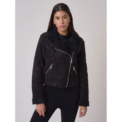 Suede perfecto jasje met imitatie schapenvacht voering Project X Paris