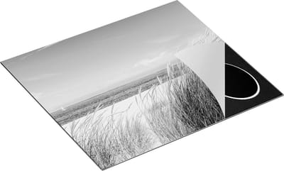 Chefcare Inductie Beschermer Strand en Zee met een Zeilboot - Zwart Wit - 60x50 cm - Afdekplaat Inductie - Kookplaat Beschermer - Inductie Mat