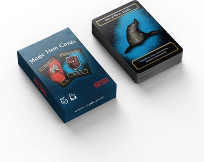 Lapi Toys - Magic Item Cards - Dungeons And Dragons Item Kaarten - D&D - Dnd - Waterafstotend - 50 kaarten - Meerkleurig