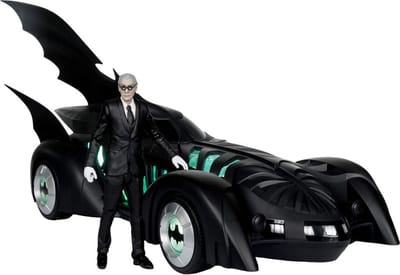 Batman Forever DC Multiverse Action Figure with Vehicle Alfred Pennyworth & Batmobile (Gold Label) 79 cm