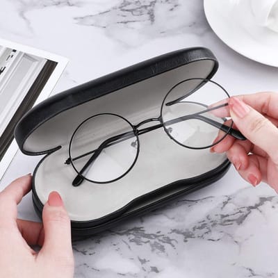 Ynkkvre - Brillenkoker – Dubbele brillenkoker – Contactlenzendoos – Contactlenzenkoker – Opbergset voor zonnebrillen – reisset – Duurzaam leer met fluwelen voering – Universele maat voor alle standaard brillen – Inclusief complete lensaccessoires