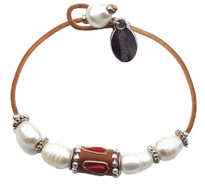 Zoetwater parel armband Ibiza Red - echte parels - echt leer - wit - bruin - zilver - rood - luxe sieraden zakje - parel armband dames - zoetwaterparel